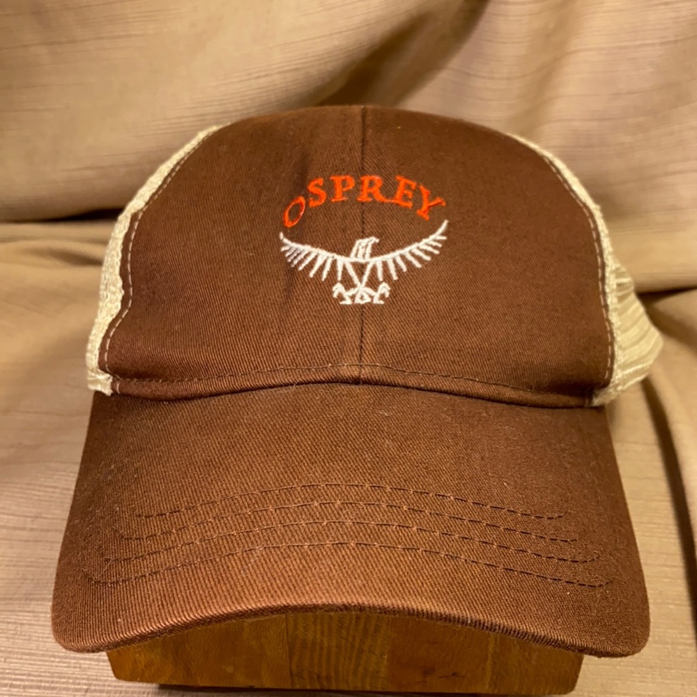 Osprey almost NEW tracker hat/cap